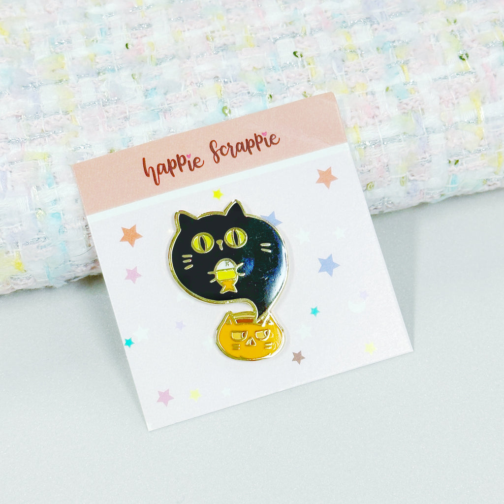 Pins : Happie Halloween / Black Kitty With Pumpkin //  Magnetic Backing