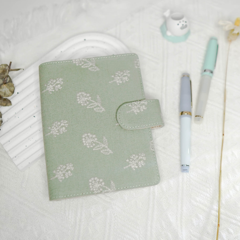 Planner Cover : Mint White Floral Embroidery Fabric (Hobo Weeks) // Pre Order