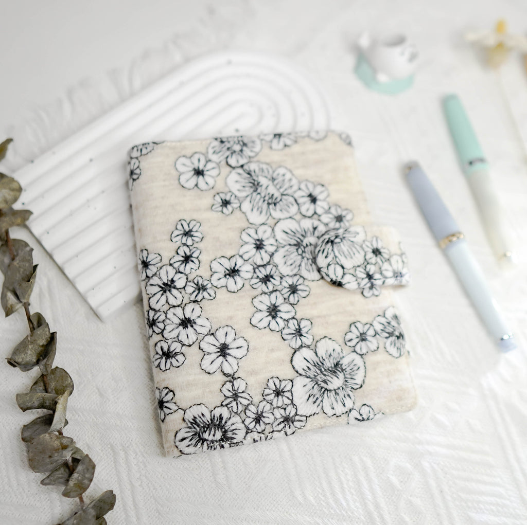 Planner Cover : White Fuzzy Floral Fabric (TN Passport) // Pre Order