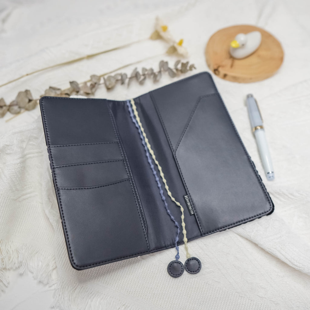 Planner Cover : Dark Blue & White Butterfly Embroidered Patch Work Fabric (Hobo Weeks) // Pre Order