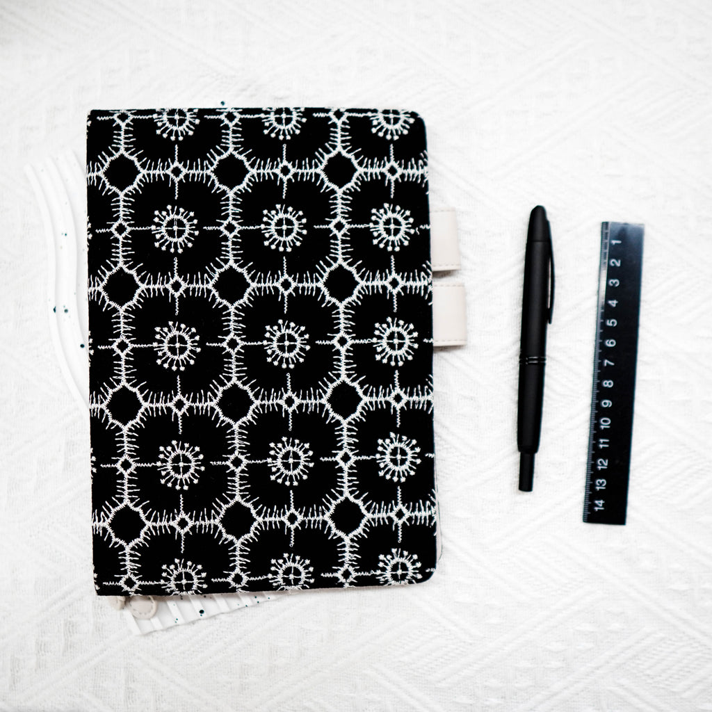 Planner Cover : Black Anemone Fabric (B6) // Pre Order