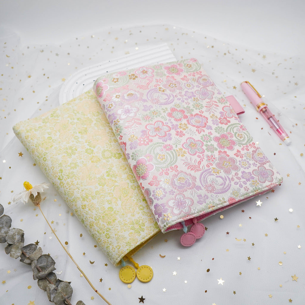 Planner Cover : Pink Floral (Gold Accent) Fabric (B6) // Pre Order