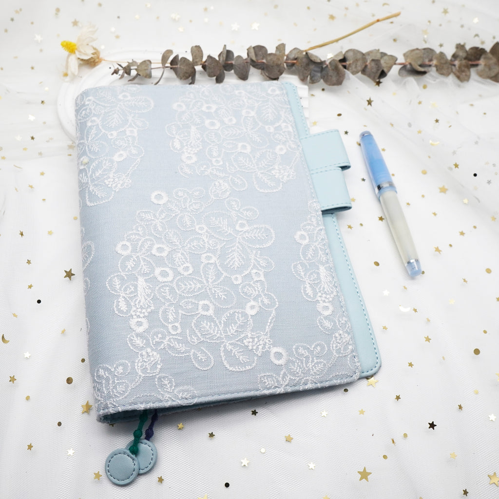 Planner Cover : Blue White Embroidery Fabric (A6 / Hobo Techo) // Pre Order