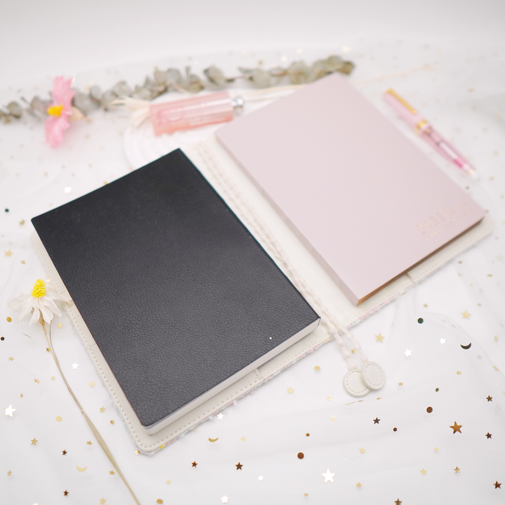 Planner Cover : White Anemone Fabric (B6) // Pre Order