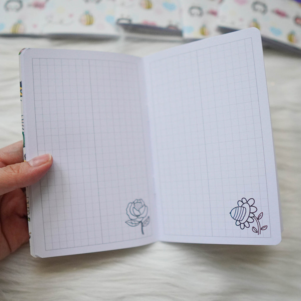 Travel Notebook (All Sizes) - Bee-YOU-tiful // Daily & Grid // Collabs with Annie Plans Printables