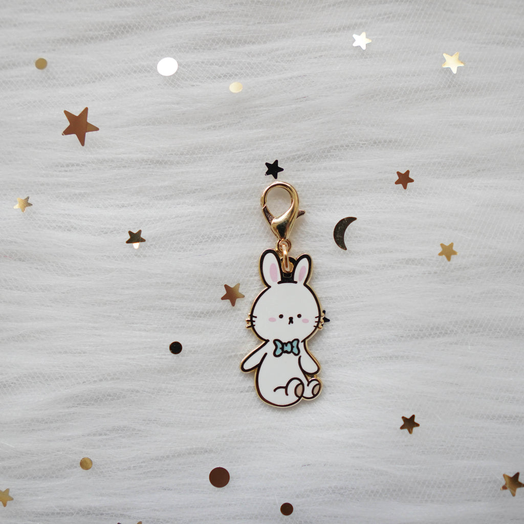 Dangling Charms  : White Bunny // With Lobster Clasp