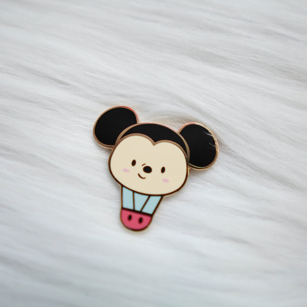 Pins : Magic // Mouse, Hunny & Alien //  Magnetic Backing