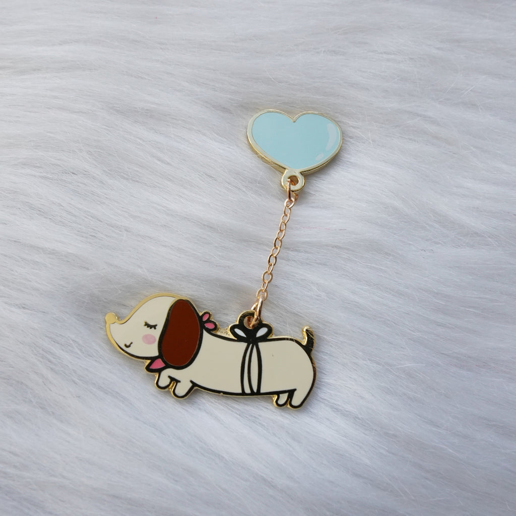 Pins :  Let's Go Travel // Weenie Dog with Balloon