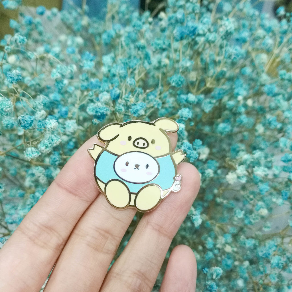 Pins : Cutie Patootie // Teal Piggie //  Magnetic Backing