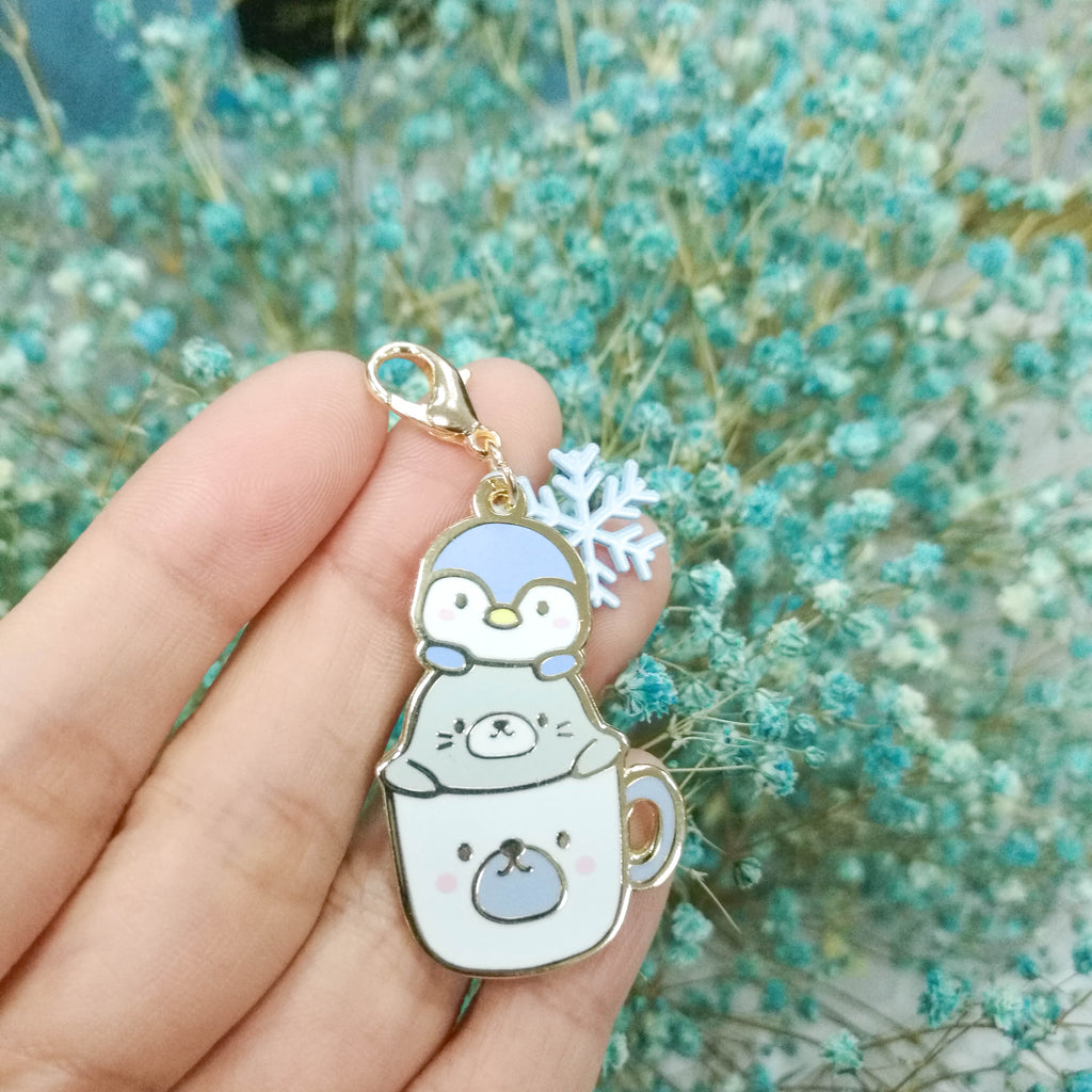 Dangling Charm : Cozy Winter Animals