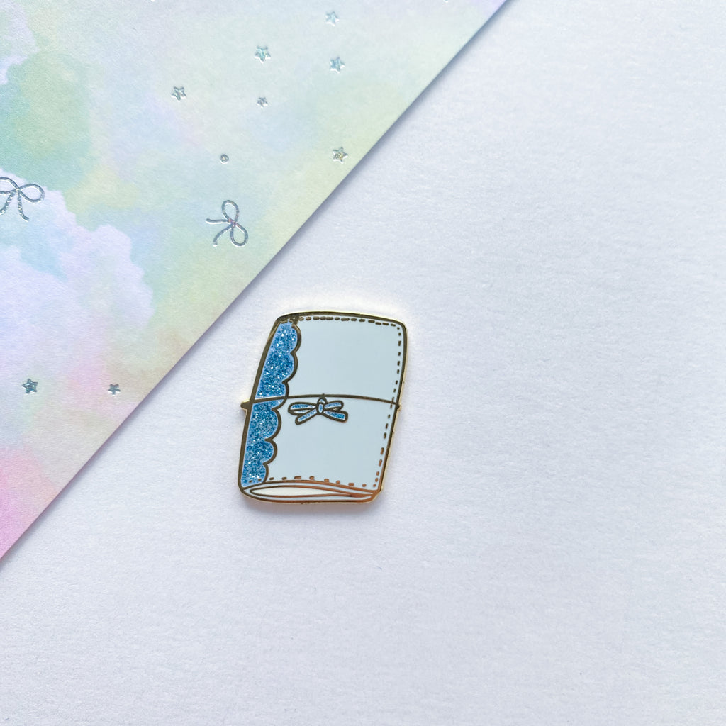 Pins : Blue / Blue Glitter Pelle Studio Planner //  Magnetic Backing