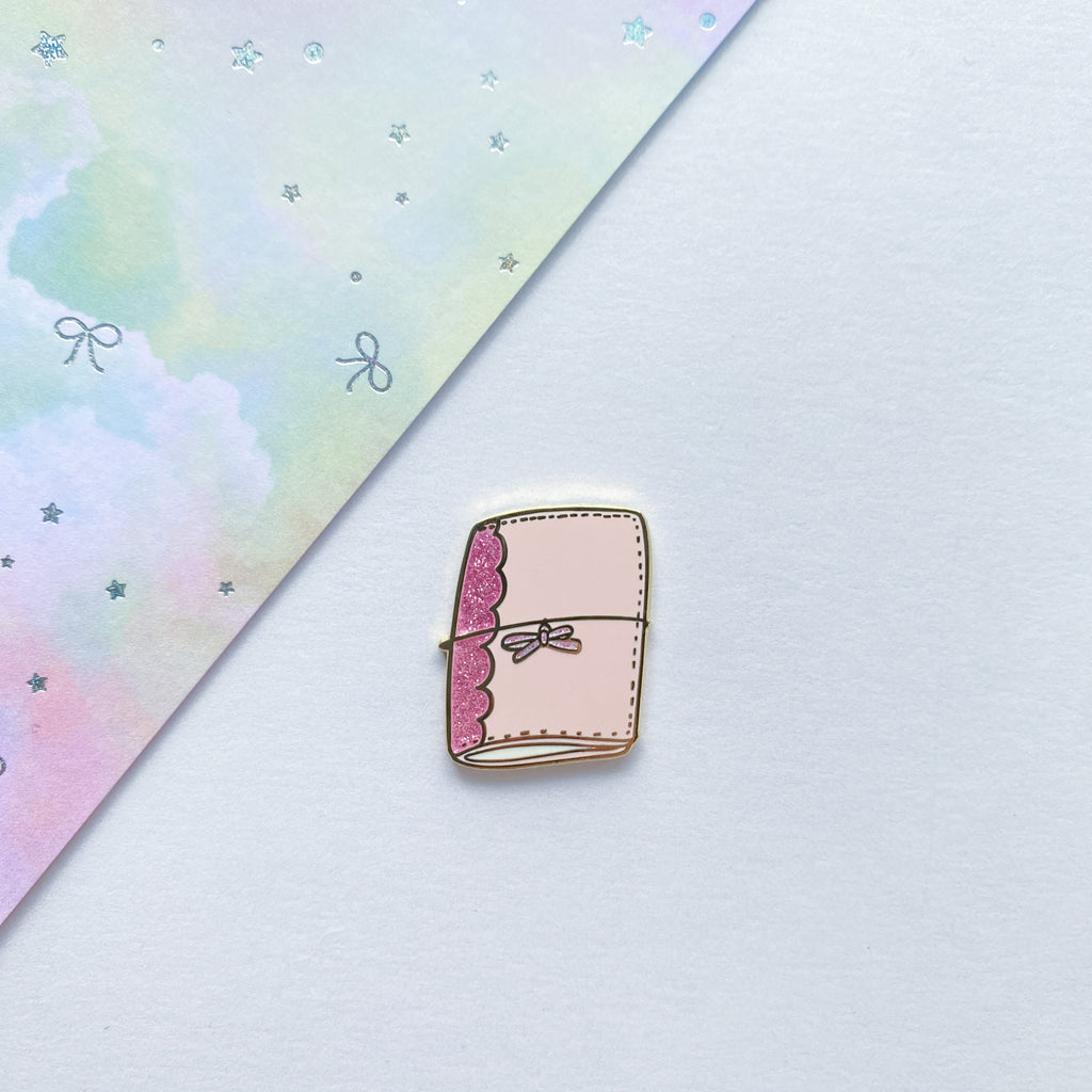 Pins : Pink / Pink Glitter Pelle Studio Planner //  Magnetic Backing